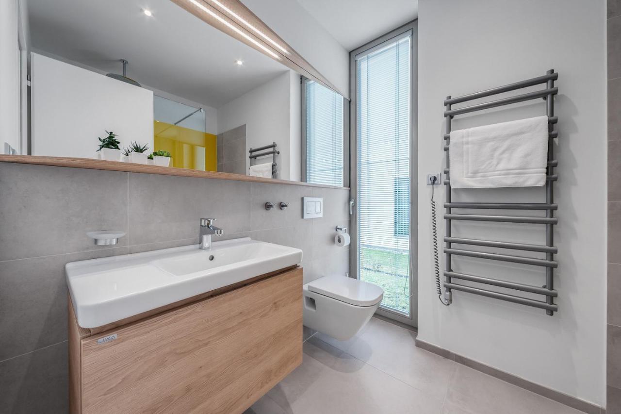 Apartmany Hradecek Mlade Buky Exterior photo