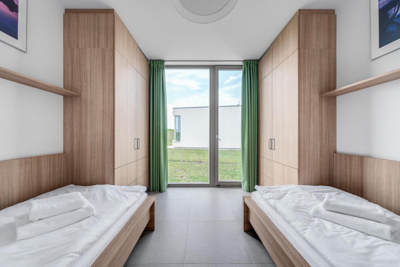 Apartmany Hradecek Mlade Buky Exterior photo