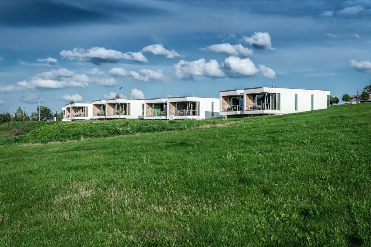 Apartmany Hradecek Mlade Buky Exterior photo